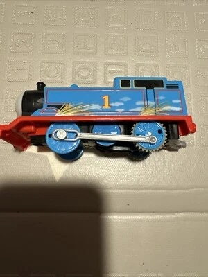 Thomas the Train Speed Sparks Motorized Trackmaster Tank Engine Tested 2013 - Image 1 of 4