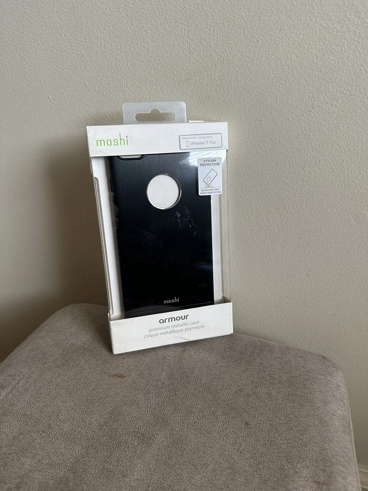 Moshi Armour Case for iPhone 7 Plus / 8 Plus - Black - Image 1 of 4