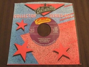 MARTHA REEVES & VANDELLAS DANCING IN THE STREET/IN MY LONELY ROOM COL-451 NM OOP - Picture 1 of 11