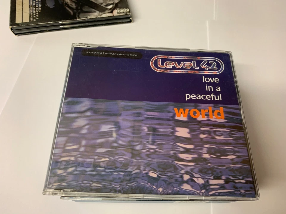 Level 42 ~ Love In A Peaceful World (cd single, 1994) [EXCELLENT] Foto 1 de 1
