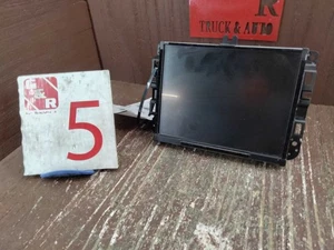 2016 JEEP GRAND CHEROKEE RADIO DASH DISPLAY SCREEN 8.4'' W NAV 68258671AH - Picture 1 of 11