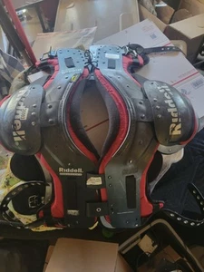 Spalline da calcio Riddell Kombine LN rosse taglia:Media - Foto 1 di 9