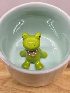 Taza de café Frog Inside estatuilla de porcelana 3D grande - Imagen 1 de 7