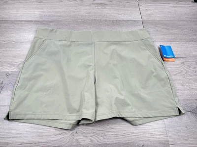 Columbia Shorts Womens 2X Green All Season UPF 50+ Stretch Omni Shade UV - Image 1 of 4