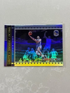 2021-22 NBA Hoops Lights Camera Action - Stephen Curry #20  Holo Parallel - Picture 1 of 2