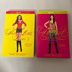 Pretty Little Liars, PB Bücher 1 & 3, 2006/2007 - Bild 1 von 19