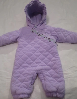 Traje de Nieve Small Wonders Infantil Bebé Lavanda con Capucha Niñas Pequeñas 3/6 Meses Foto 1 de 4