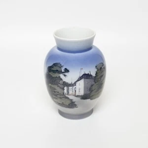 VASO PORCELLANA ROYAL COPENHAGEN "Castello di Marselisborg a Aarhus" CM 18 - Imagen 1 de 3