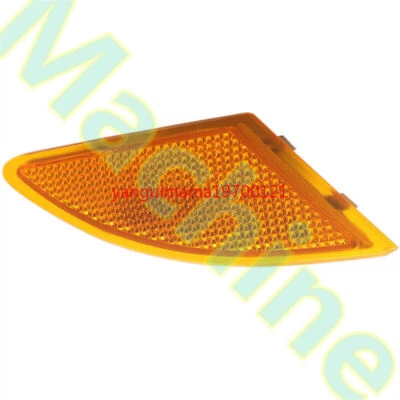 For Mercedes-Benz W251 R350 R500 2006-2010 Right Side Marker Lamp Indicator - Image 1 of 4