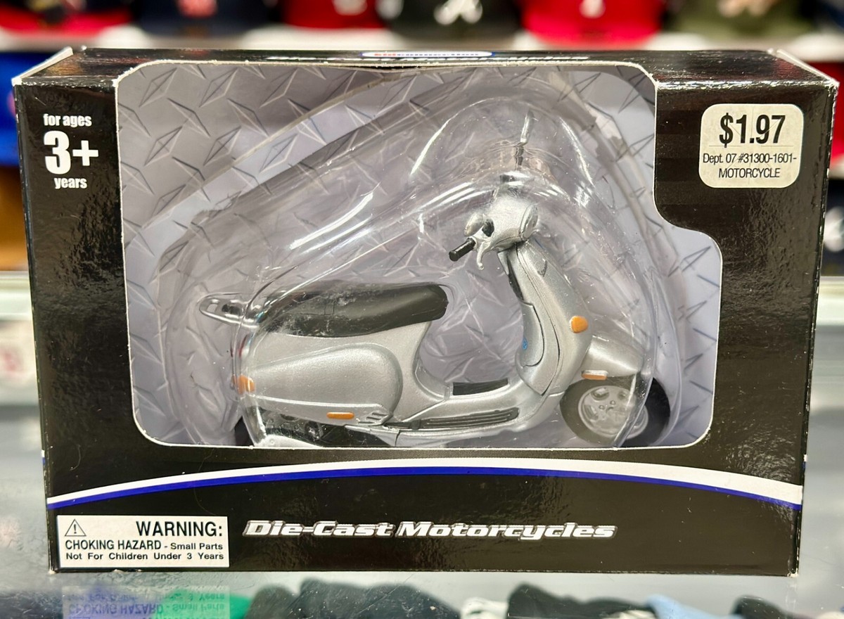 Vespa ミニカー 6台セット 1/18 スケール Vespa Minicar Set Of 6 1/18 Scale | eBay