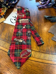 ๐โค๏ธ COKE BOTTLE TEACHER DRESS SUIT DESIGNER NECKTIE TIE FREE SHIPPING ๐โค๏ธ - Picture 1 of 6