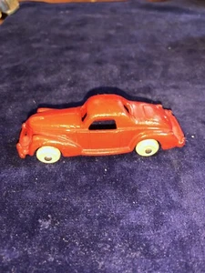 Vintage Hubley Cast Iron 2 door Coupe #13 2247 Red Original paint White tires - Picture 1 of 8