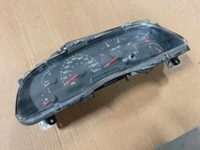 Cuadro de instrumentos diésel F250 F350 Super Duty 2004 velocímetro 4C34-10849-CD Foto 1 de 3