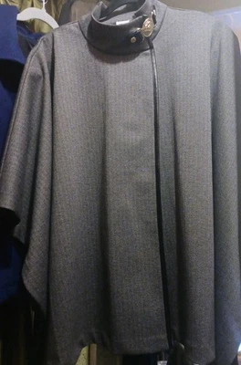 Anne Klein Black White Houndstooth Cape Jacket - Image 1 of 4