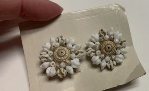 Pendientes de clip de colección Alemania Occidental conchas de plástico racimo playa verano - Imagen 1 de 2