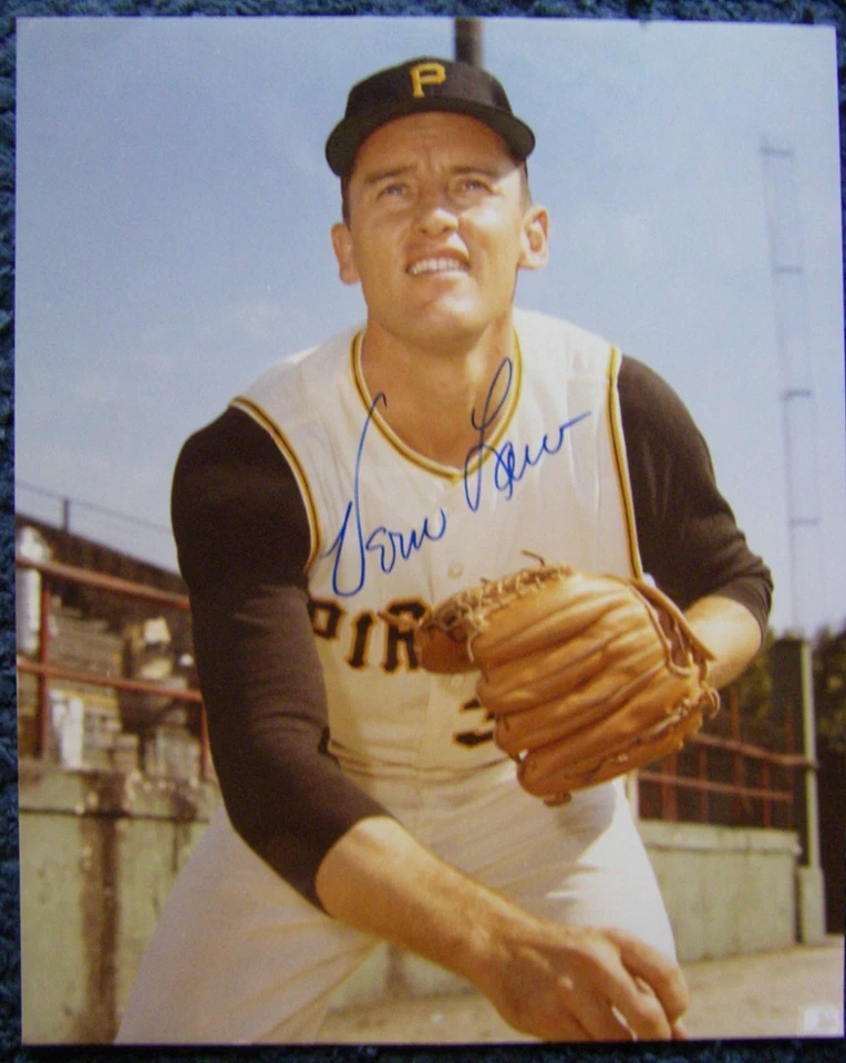 Vern Law, Pirates HoF All Star, Premio Cy Young, Campeón de la Serie Mundial 8x10 Certificado de Autenticidad BSN Foto 1 de 1