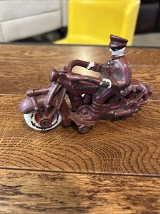 MOTO PATTUGLIA POLIZIA CAMPIONE IN GHISA ANNI 30 IN BELLA VERNICE ORIGINALE 6,5" - Foto 1 di 7