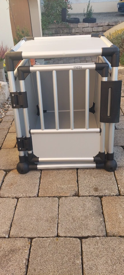 Trixie Hundebox, Alu, Größe S                46 X 56 x 60 cm, nur 3x gebraucht - Bild 1 von 3