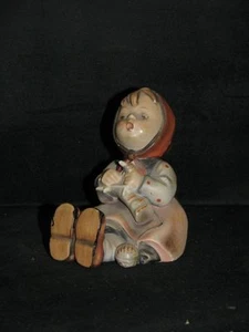 Goebel Hummel Figur Nr. 69 "Strickliesl", 2. Wahl, TMK 2 - Picture 1 of 1