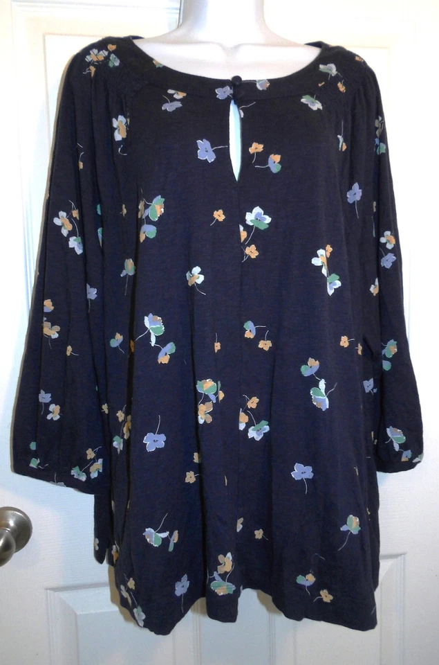 Lovely Blue Print J. JILL 3/4 Sleeve Tencel Blend Top w/Smocking - 2X - Image 1 of 3
