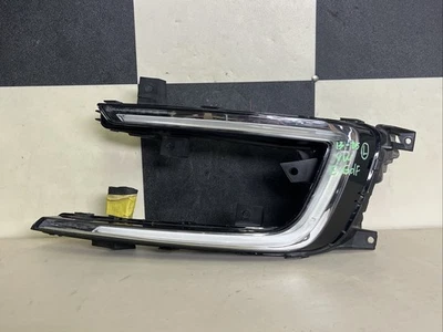 13-25 Volkswagen E Golf Left Side Drl Foglight Used Oem 5GE.941.055.B - Image 1 of 4