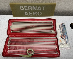 Vintage Bernat Aero Knitting Needle Kit 24 Piece Set W/ Case - Picture 1 of 8