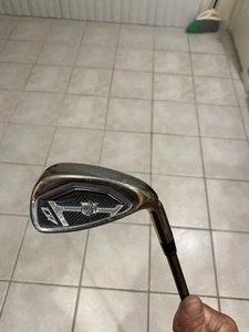 Wilson Staff D7 Pitching Wedge UST Mamiya Graphite R Flex Shaft - Picture 1 of 11