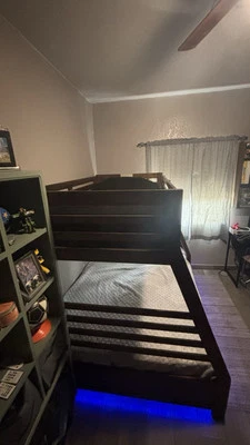 双人床全双层床 — 第 1/3 张图片