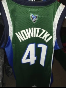 Dallas Mavericks Dirk NOWITZKI #41 NBA Basketball Jersey Men Medium - Picture 1 of 2