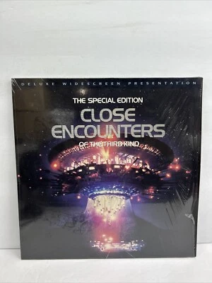 CLOSE ENCOUNTERS OF THE THIRD KIND: THE SPECIAL EDITION 2-Laserdisc WIDESCREEN - Image 1 of 4