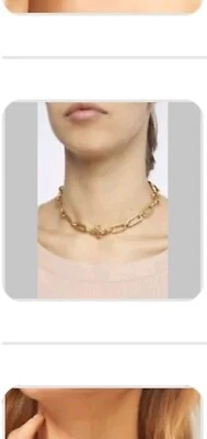 Collar Tory Burch Roxanne Doble-T Estación en Oro Laminado. Venta al por menor $249 Foto 1 de 4