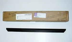 Original Mercedes Abdichtschiene ML 300, 350, 450, 500, 63AMG  A1647351765 NEU ! - Bild 1 von 1