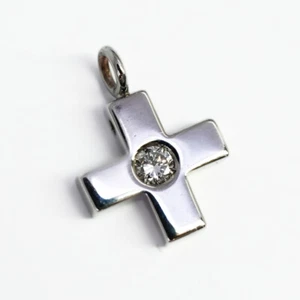 18ct White Gold Round Diamond Solitaire Cross Pendant #4255-57 - Picture 1 of 8