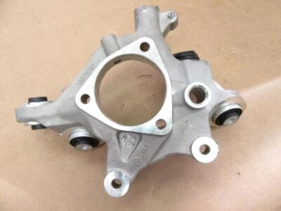 13-16 Cadillac ATS Drive Izquierdo LH Lado Trasero Nudillo Bujes Husillo Buje Carcasa Foto 1 de 4