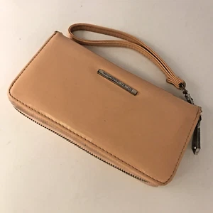 BCB Generation Allison Wallet Peach Patent Leather Wristlet Zip Around Organizer - Picture 1 of 11