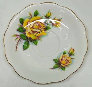 Royal Albert Sweetheart Roses Romero Platillo Hueso China Inglaterra 5.5" - Imagen 1 de 9