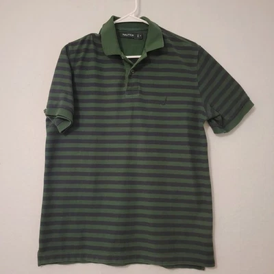 Camisa polo a rayas azul/verde Nautica para hombre talla pequeña Foto 1 de 4