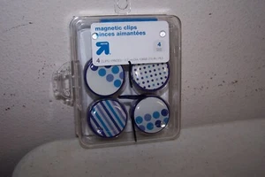1 PACK 4 PC MULTICOLOR MAGNET CLIP SET - Picture 1 of 1
