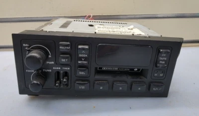 🔥84-02 Cherokee Caravan Dodge Ram Wrangler DASH AM/FM CASSETTE RADIO PLAYER - Image 1 of 4