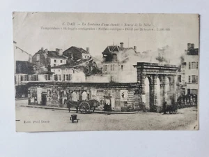CPA 40 DAX - La Fontaine d'eau Chaude - Source de la Nèbe - Imagen 1 de 2