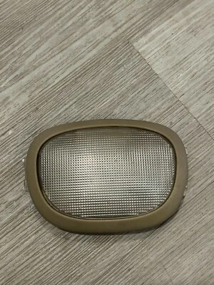 1998-2002 Dodge Dakota Dome Light (Gray) - Image 1 of 2