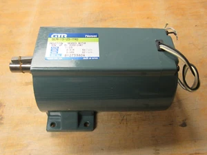 MOTORREDUCTOR DE INDUCCIÓN GRT GLM-15-25-T90 1:25 ***NNB*** - Imagen 1 de 9