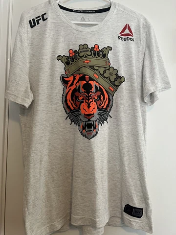 Conor McGregor Authentic UFC Reebok Shirt. Tiger, Irish, Ireland, MMA,Size Large Cover