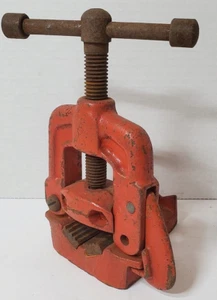 SUPERIOR TOOL CO. No. 15 PORTABLE YOKE VISE 1/8" to 1-1/4" - Picture 1 of 9