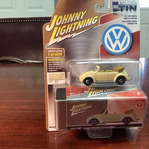 Johnny Lightning 1975 Volkswagen Super Beetle Convertible Model Car Ivory - Picture 1 of 8