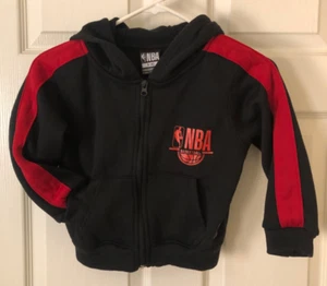 NBA Kids Black & Red Zip Hoodie Size 4 Fleece Front Pocket Logo Basketball - Picture 1 of 8