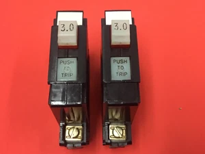 Allen-Bradley - P/N: 1492-G030 - Disyuntor de 3 amperios - LOTE DE (2) - Imagen 1 de 3