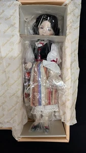 Edwin M. Knowles Snow White Dolls by Artist Dianna Effner Doll # 7942E 1990 - Picture 1 of 12