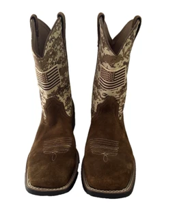 Stivali Ariat Patriot Western bambini cowboy sabbia mimetici marroni scamosciati giovani taglia 5 bandiera - Foto 1 di 18