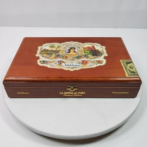 La Aroma de Cuba Noblesse Zigarrenkiste Holz 12x8x2 cm LEER Tobacciana - Bild 1 von 8